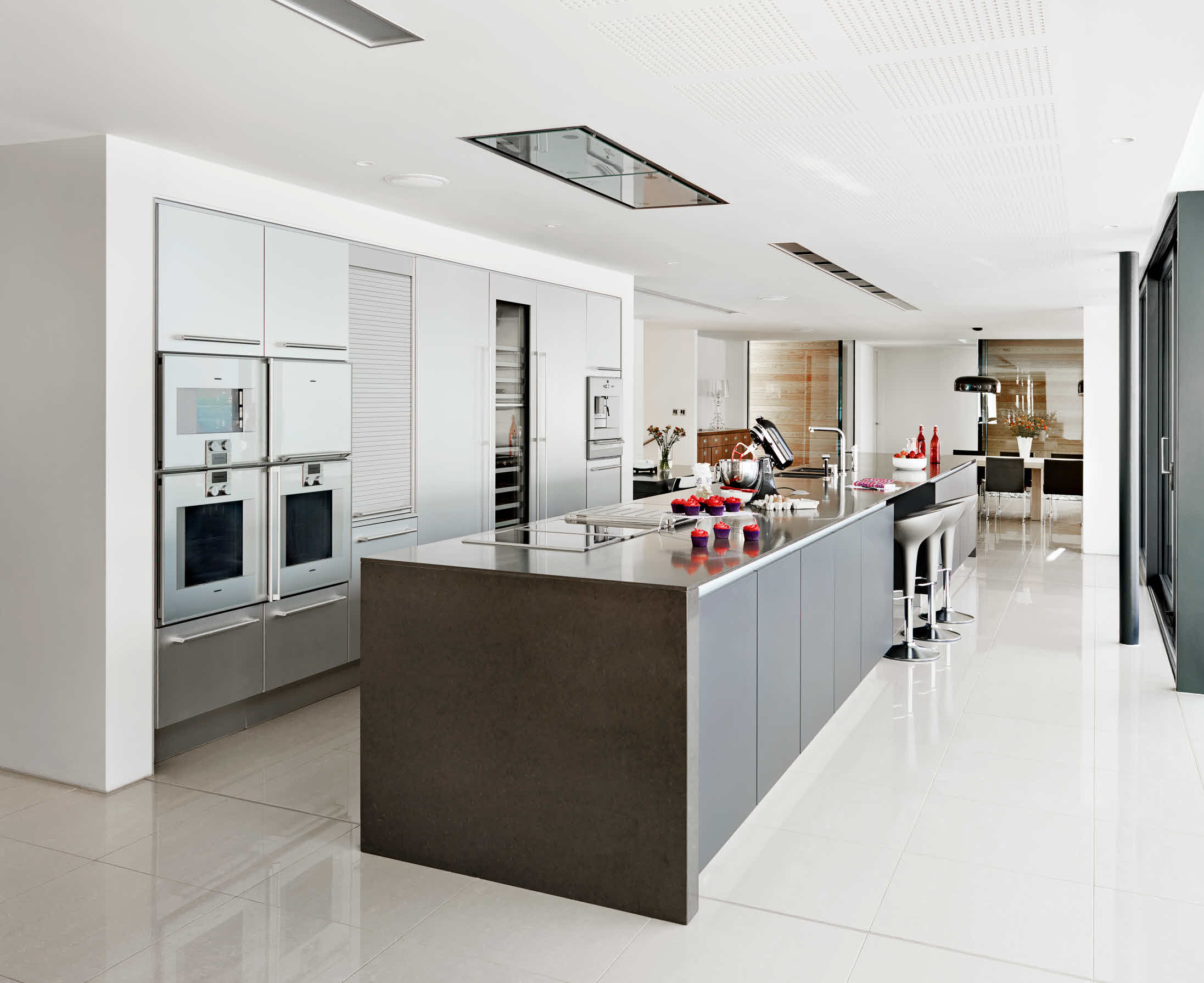 Описание: Poggenpohl Brandbook - London Rammamere House - Cu